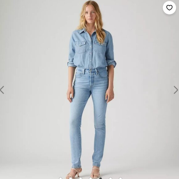 NWOT Levi's 501 S Button Fly Skinny Light Wash Jeans W 25 L 28